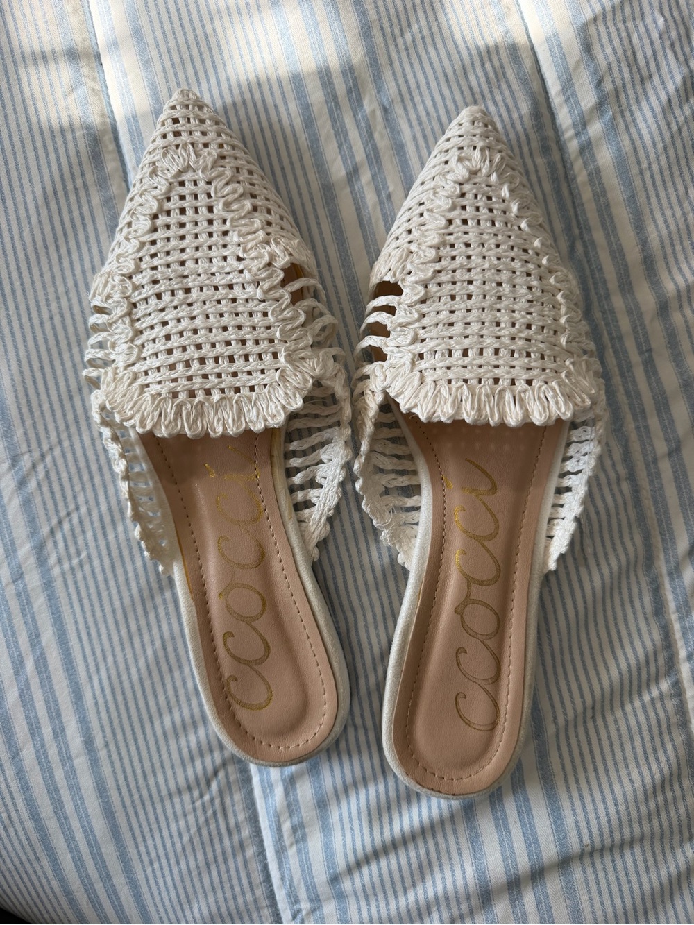 Coconuts by Matisse Monaco White Woven Pointed Toe Flats Size 10